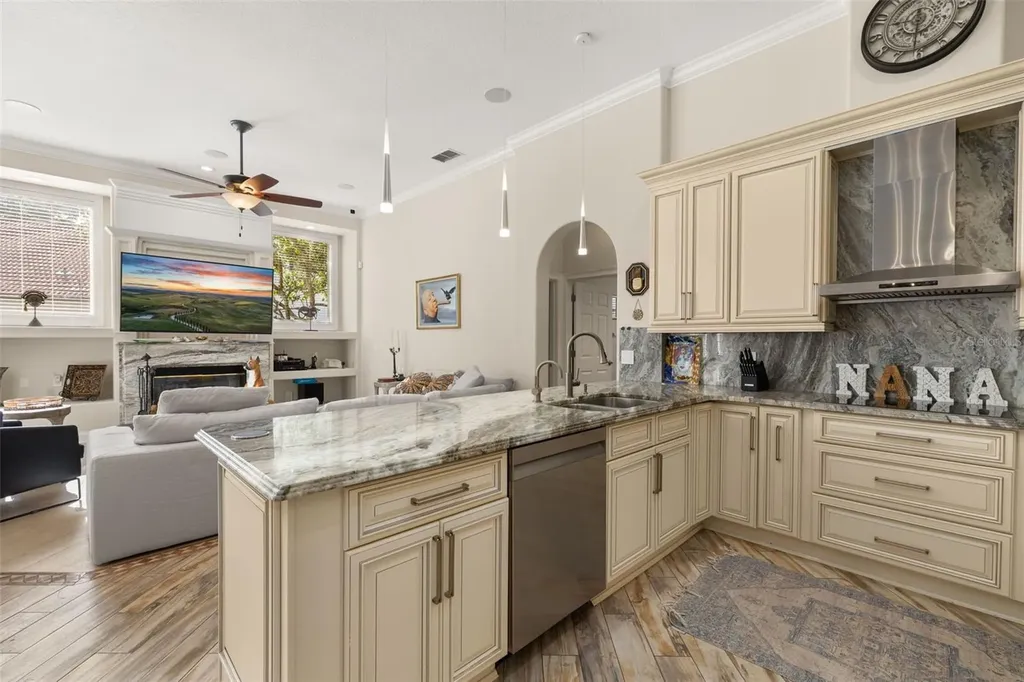 1855 Vista Royale Boulevard Orlando FL 32835