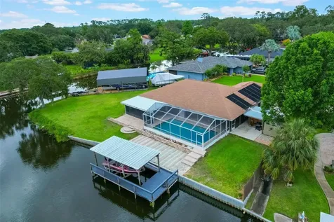 1620 Texas Court Tavares FL 32778