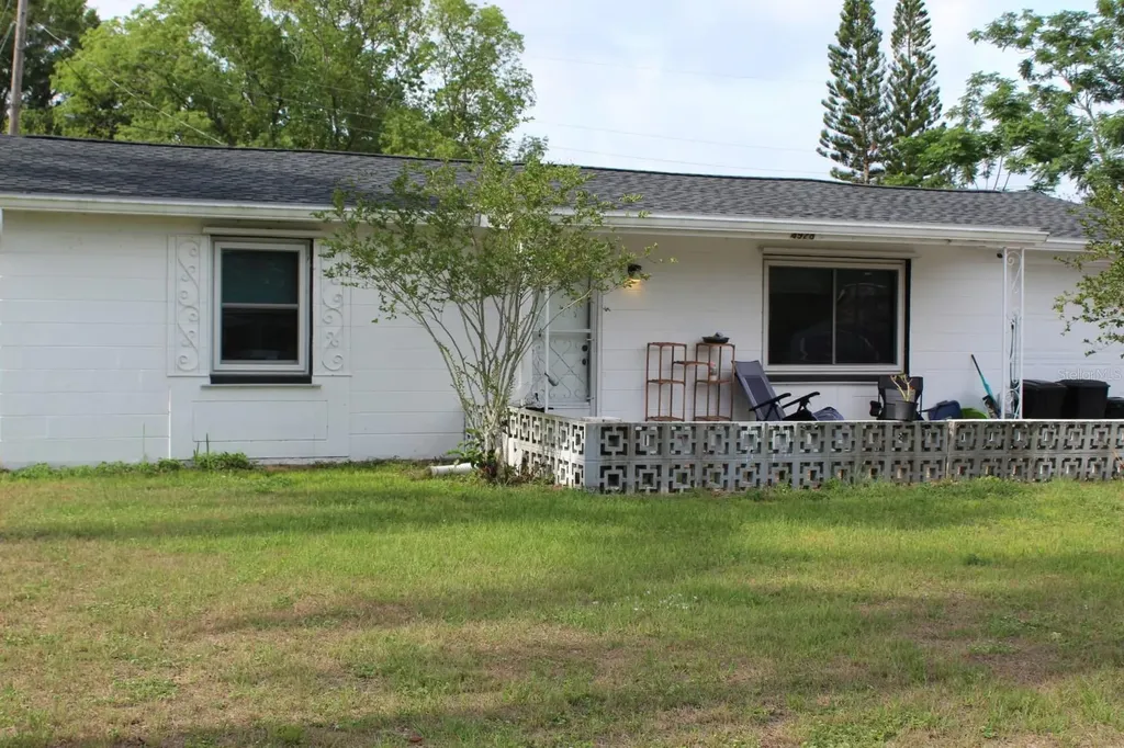 4928 Lake Ridge Lane Holiday FL 34690