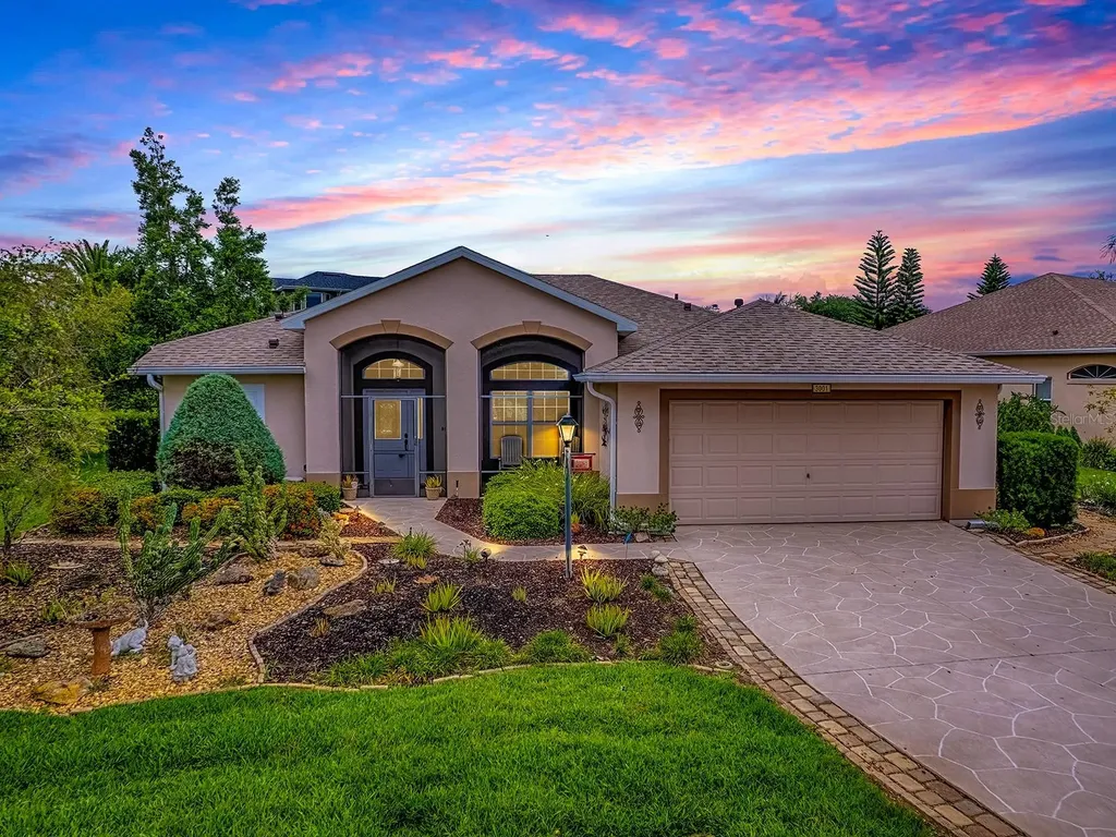 3001 Lake Huron Lane Tavares FL 32778