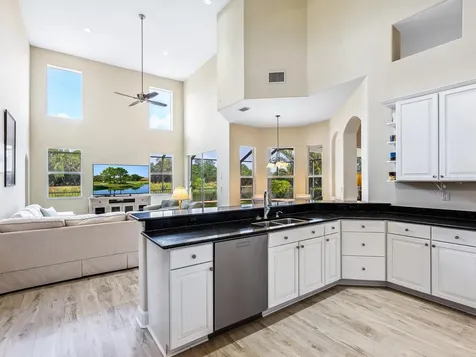 2496 Farms Court Sarasota FL 34240