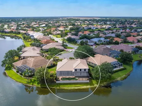 2496 Farms Court Sarasota FL 34240