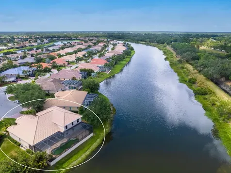 2496 Farms Court Sarasota FL 34240