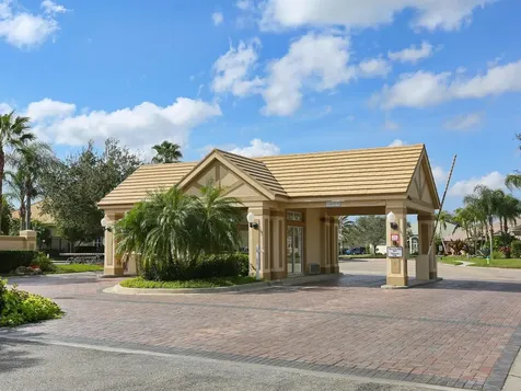 2496 Farms Court Sarasota FL 34240