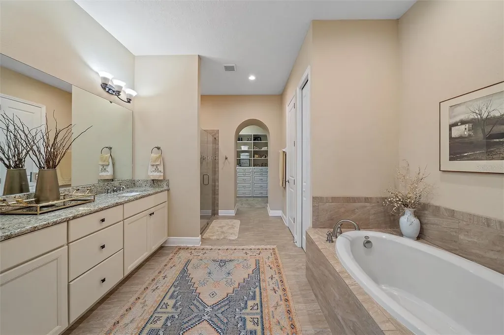 9220 43rd Terrace W Bradenton FL 34209