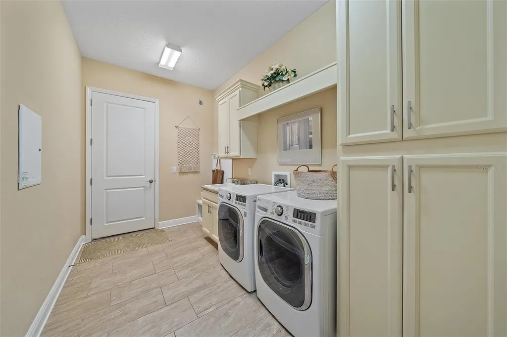 9220 43rd Terrace W Bradenton FL 34209