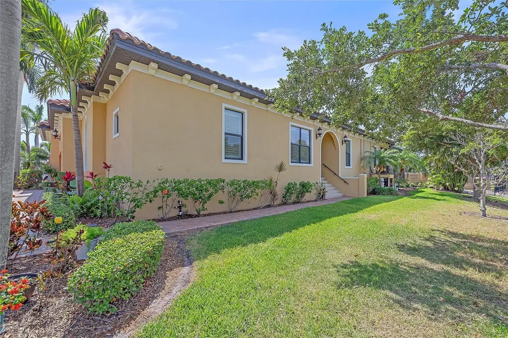 9220 43rd Terrace W Bradenton FL 34209