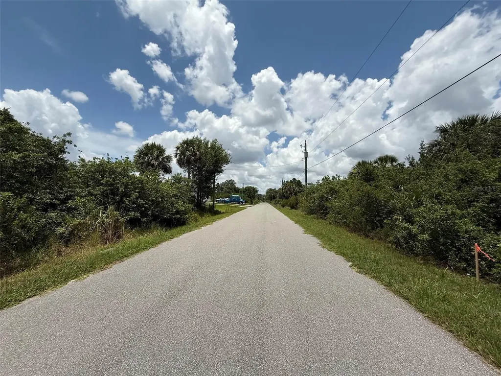 Snug Street North Port FL 34286