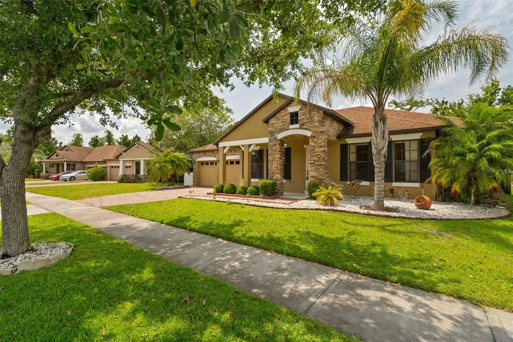 9852 Caroline Park Drive Orlando FL 32832