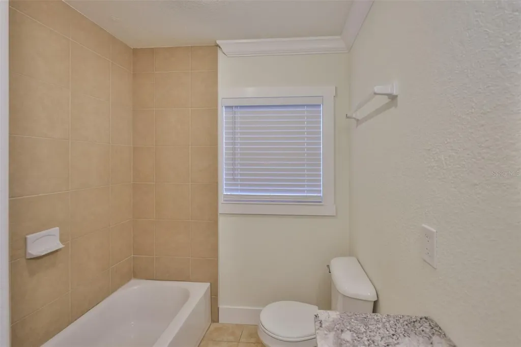 404 12th Street SW Ruskin FL 33570