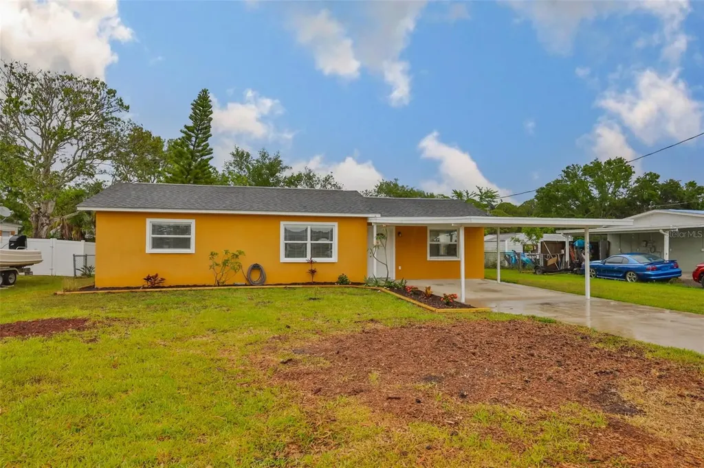 404 12th Street SW Ruskin FL 33570