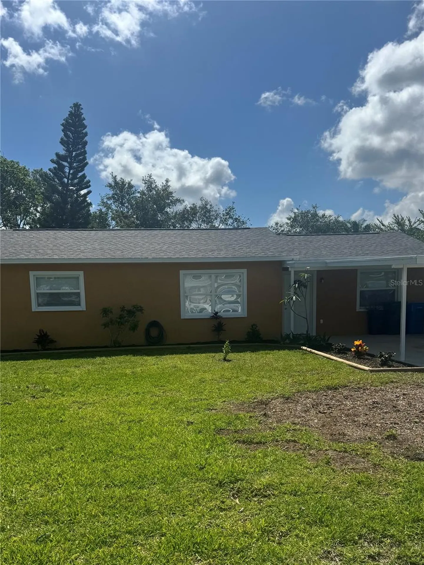 404 12th Street SW Ruskin FL 33570