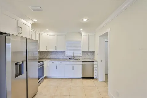 404 12th Street SW Ruskin FL 33570