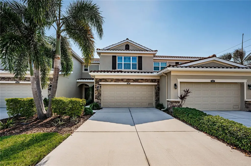 5225 5th Way N St Petersburg FL 33703