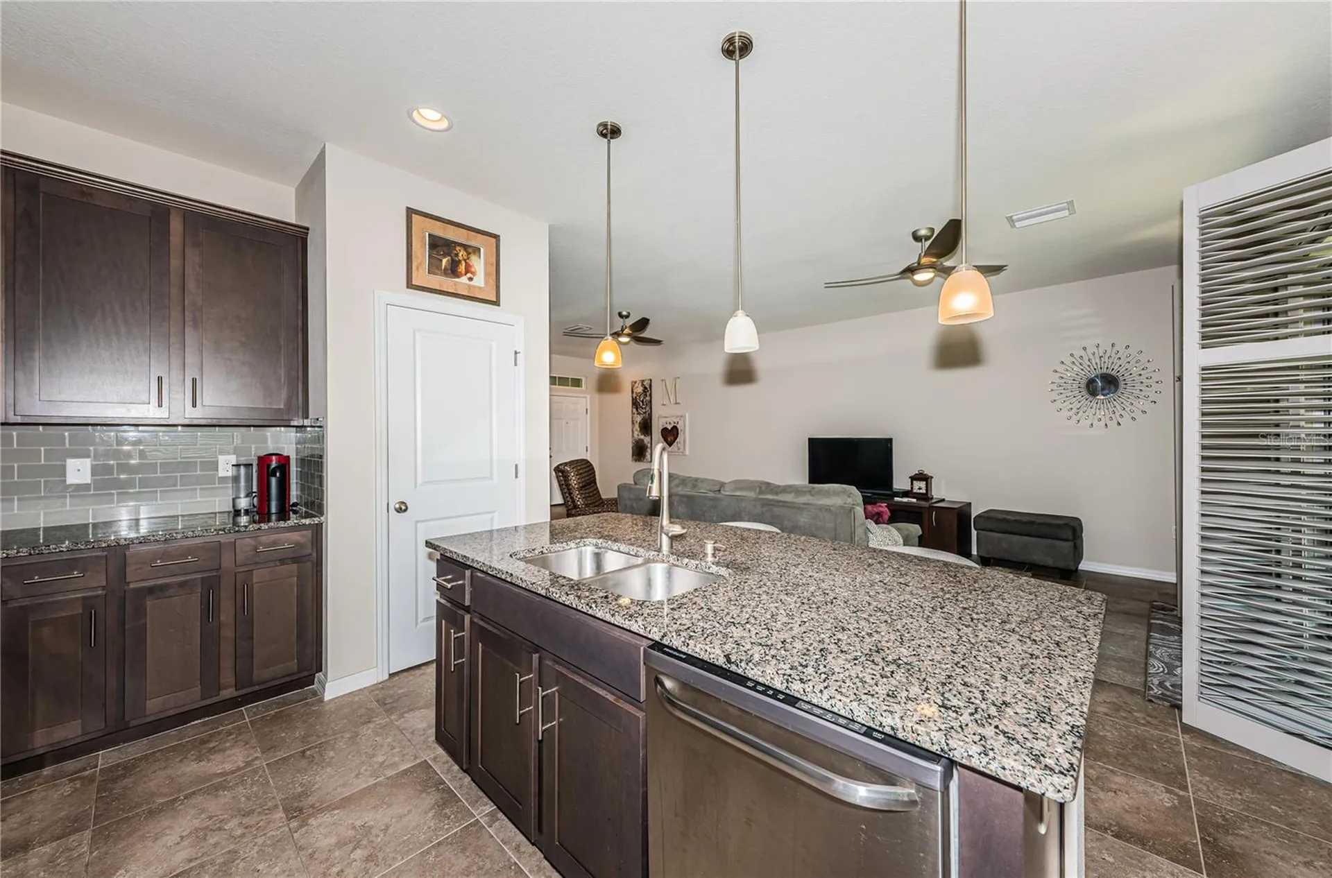 5225 5th Way N St Petersburg FL 33703