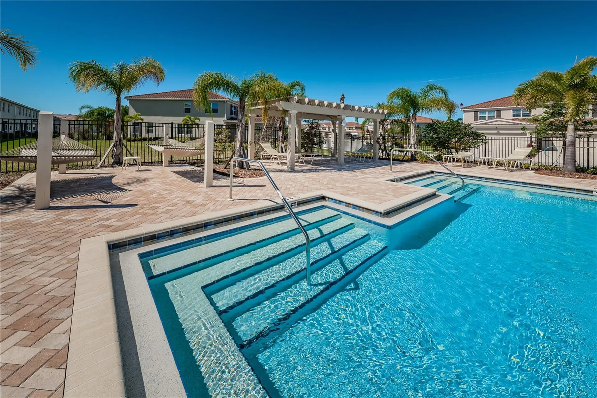 5225 5th Way N St Petersburg FL 33703