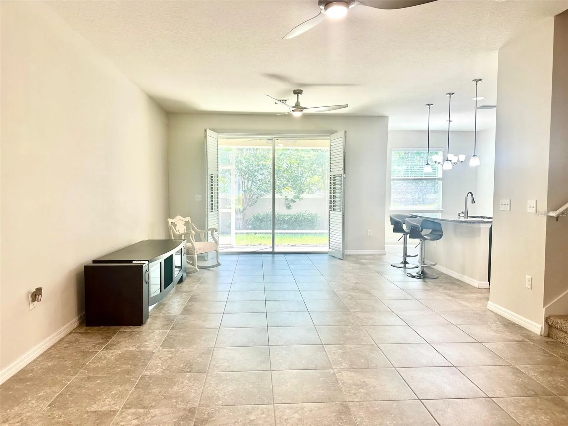 5225 5th Way N St Petersburg FL 33703