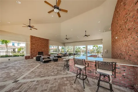 5225 5th Way N St Petersburg FL 33703