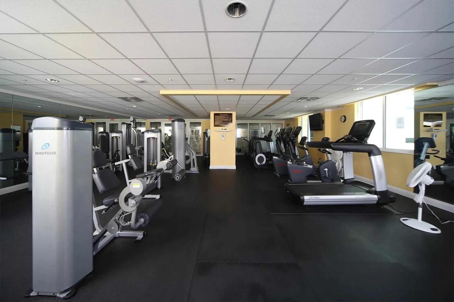 800 N Tamiami Trail Sarasota FL 34236