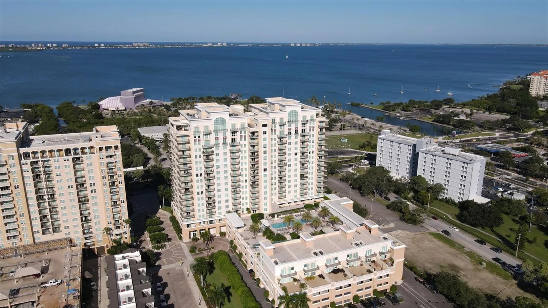 800 N Tamiami Trail Sarasota FL 34236