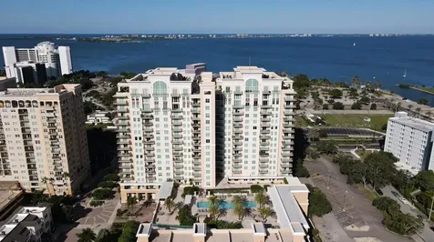 800 N Tamiami Trail Sarasota FL 34236