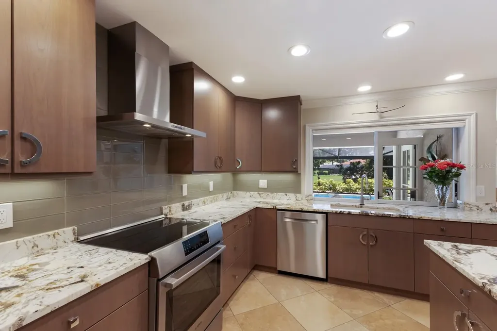 1780 Pine Harrier Circle Sarasota FL 34231