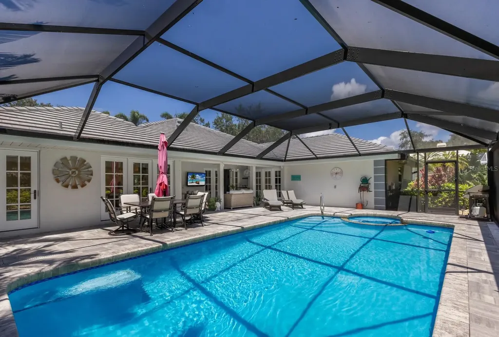 1780 Pine Harrier Circle Sarasota FL 34231