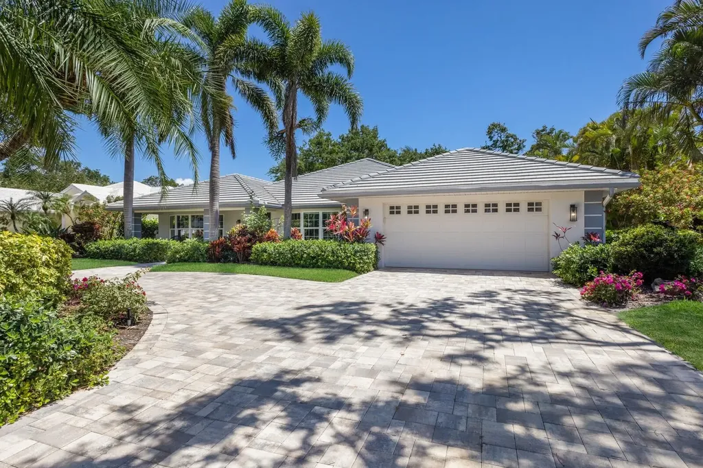 1780 Pine Harrier Circle Sarasota FL 34231