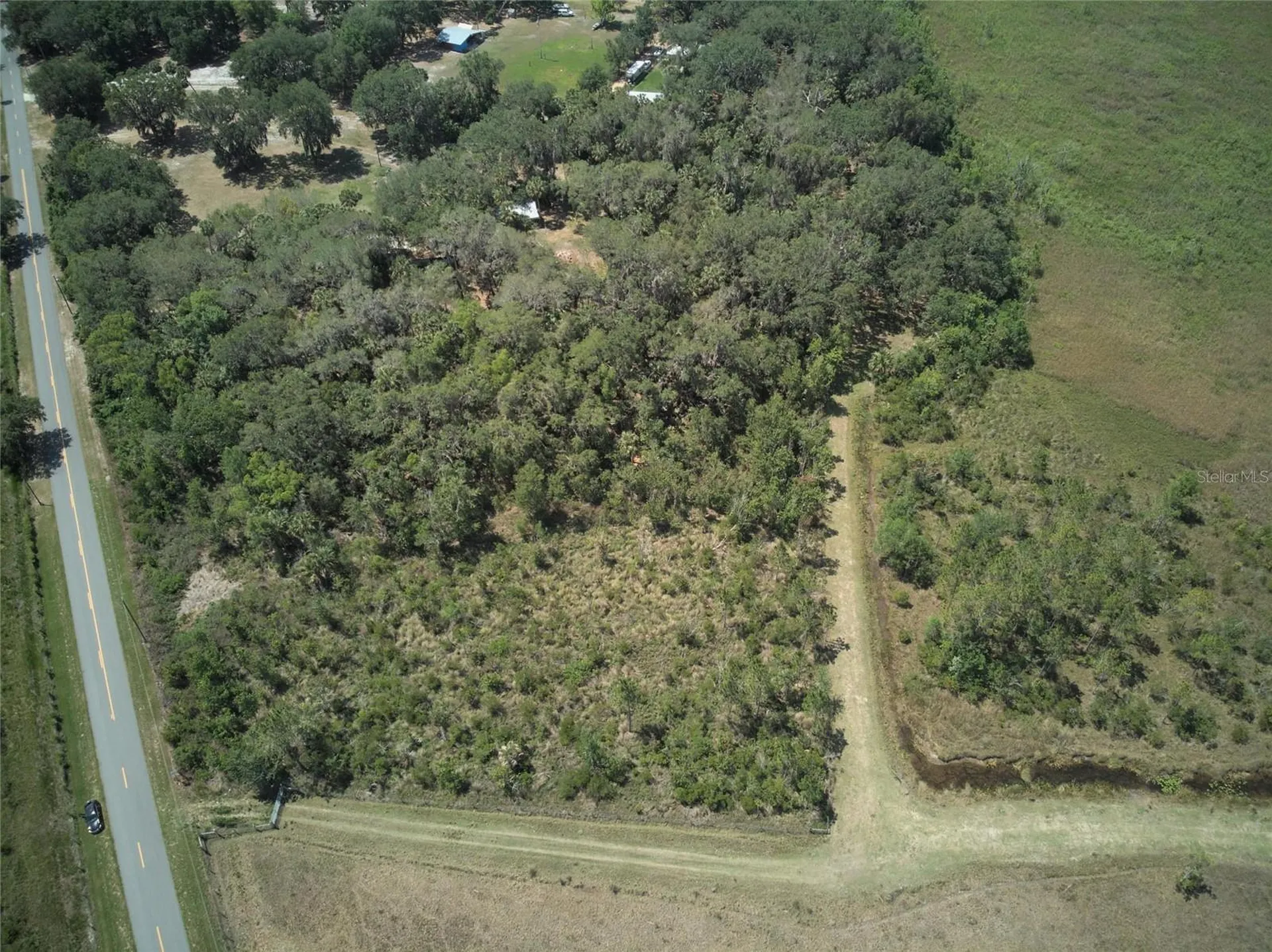 Emeralda Island Road Leesburg FL 34788