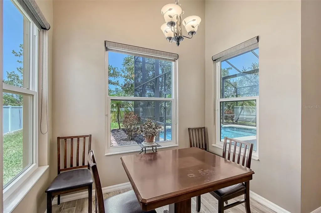 6605 38th Lane E Sarasota FL 34243