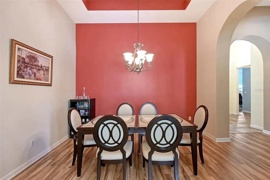 6605 38th Lane E Sarasota FL 34243