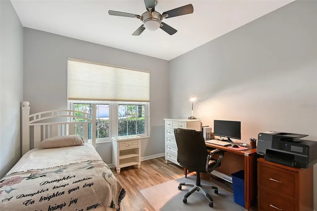 6605 38th Lane E Sarasota FL 34243