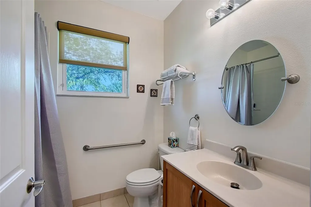 6605 38th Lane E Sarasota FL 34243