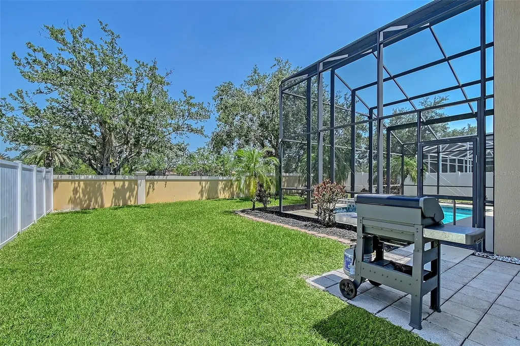 6605 38th Lane E Sarasota FL 34243