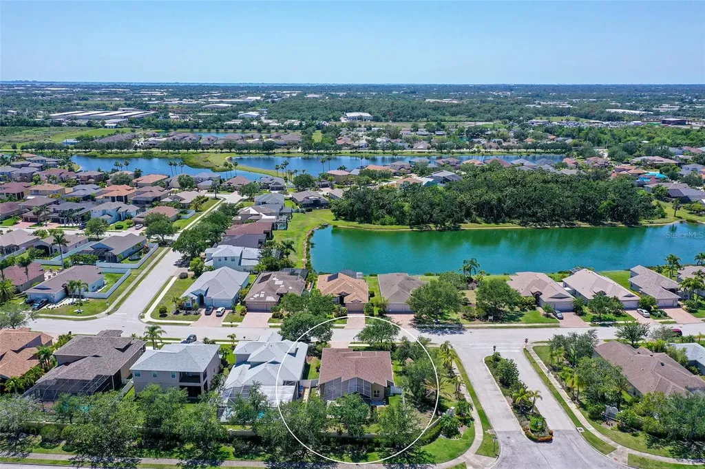 6605 38th Lane E Sarasota FL 34243