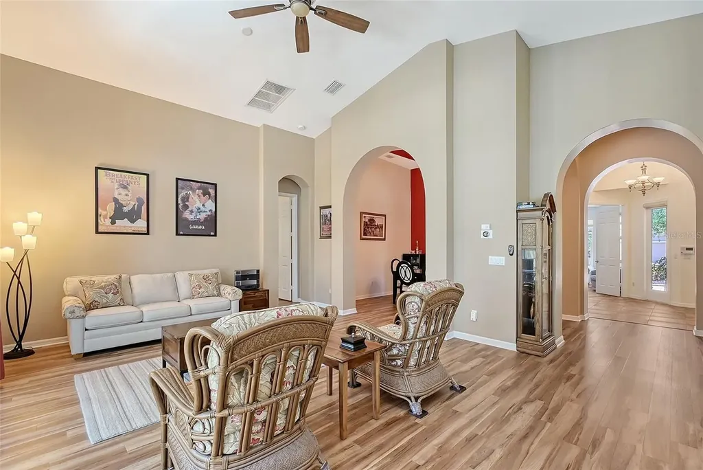 6605 38th Lane E Sarasota FL 34243