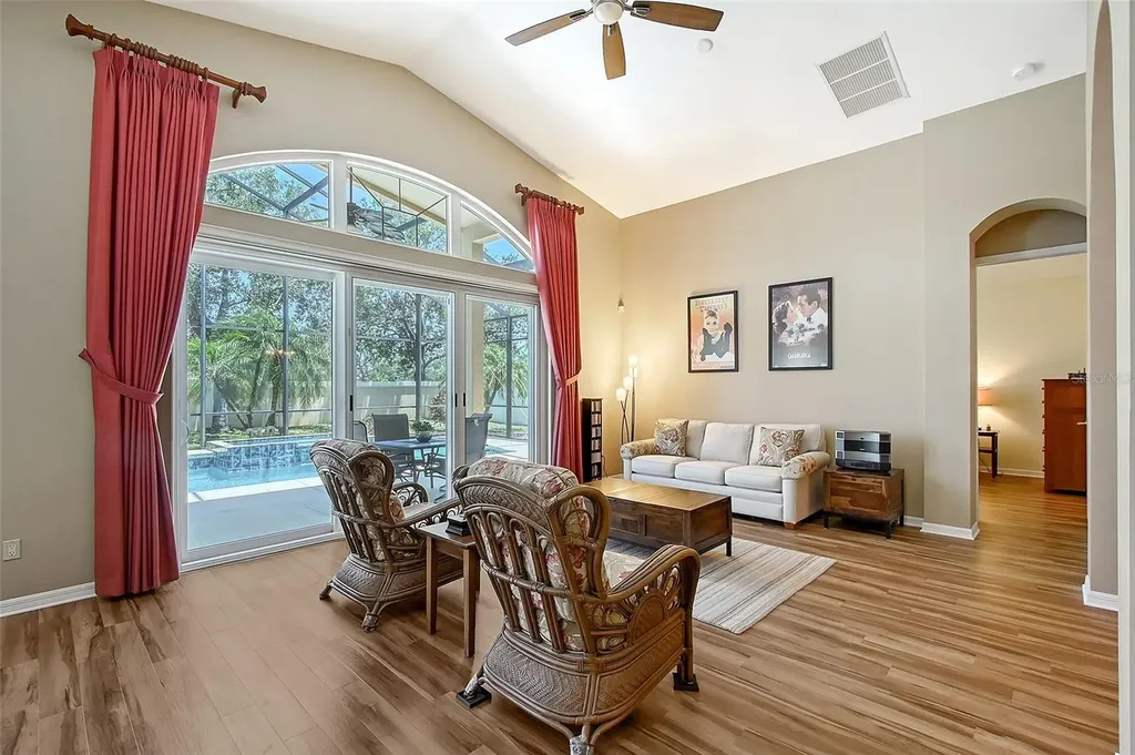 6605 38th Lane E Sarasota FL 34243