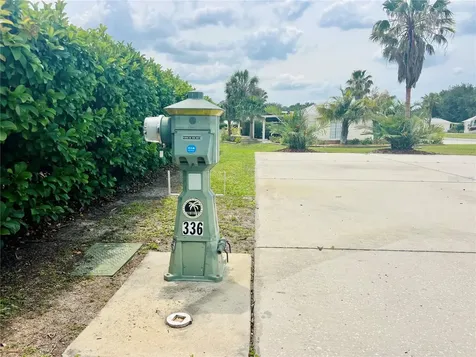 9450 SE 47th Way Webster FL 33597