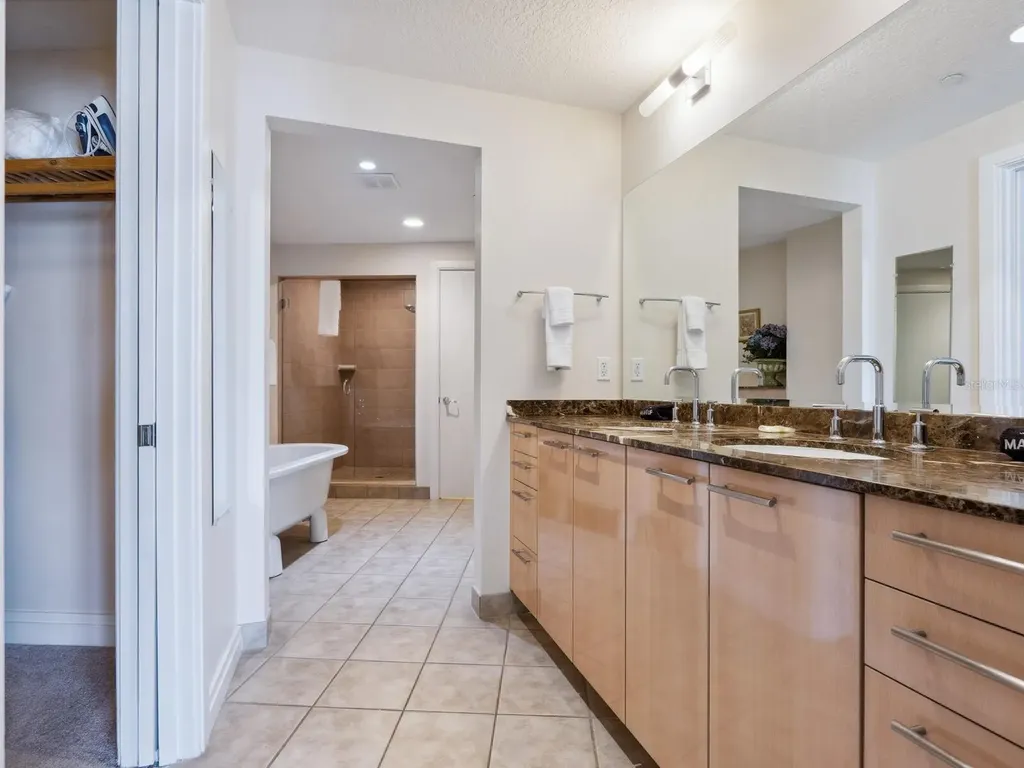 6512 Midnight Pass Road Sarasota FL 34242