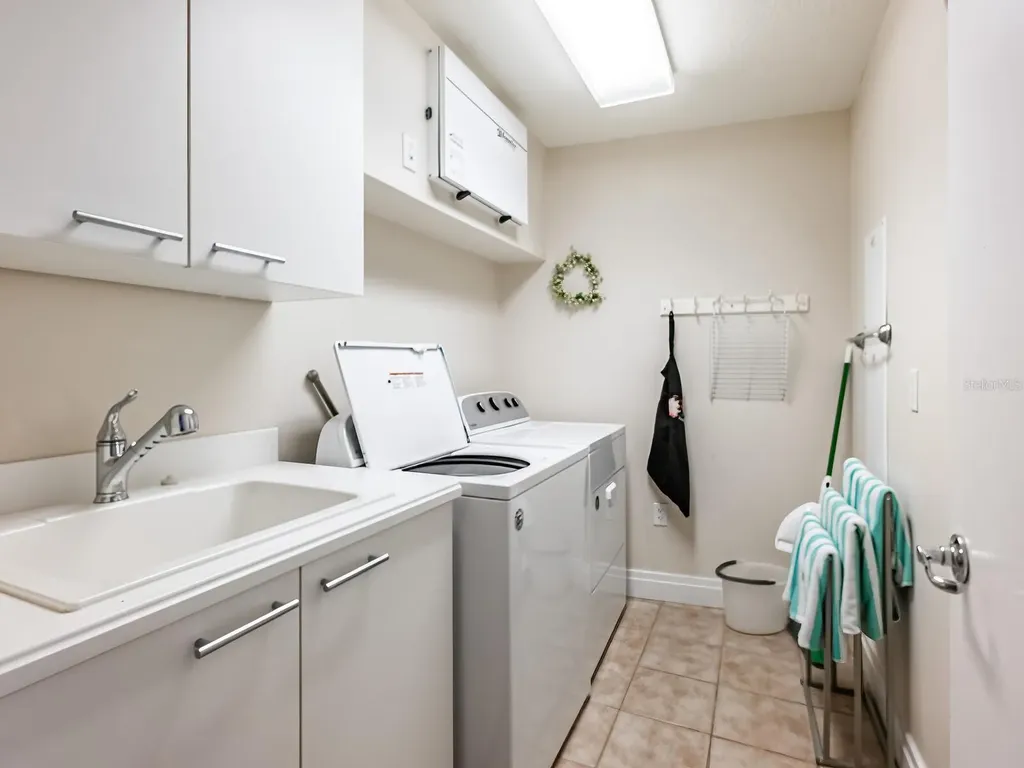 6512 Midnight Pass Road Sarasota FL 34242