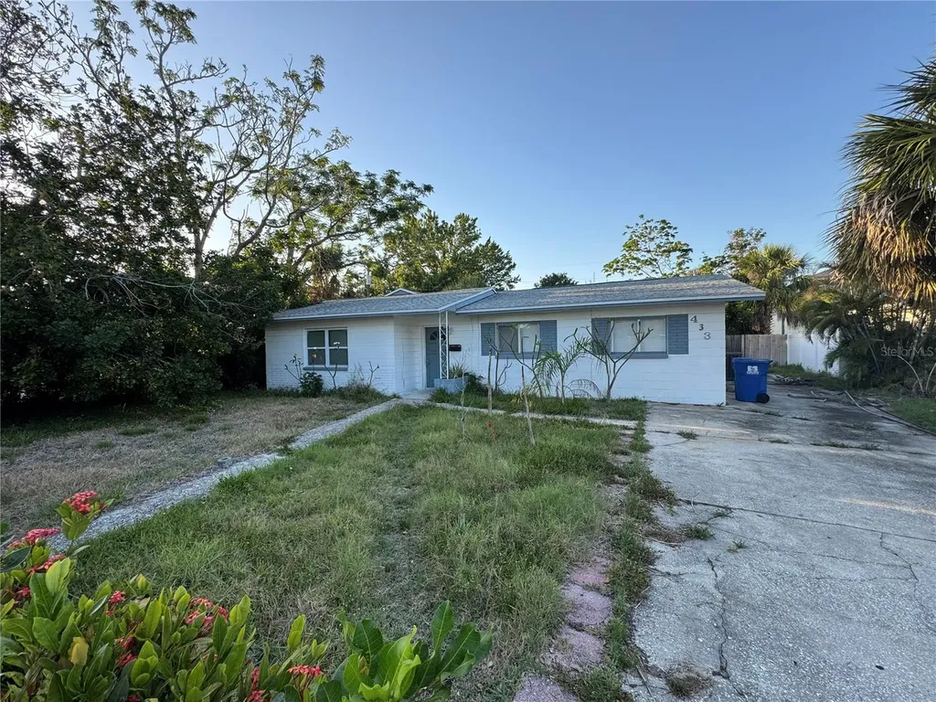 433 Hampton Avenue NE St Petersburg FL 33703