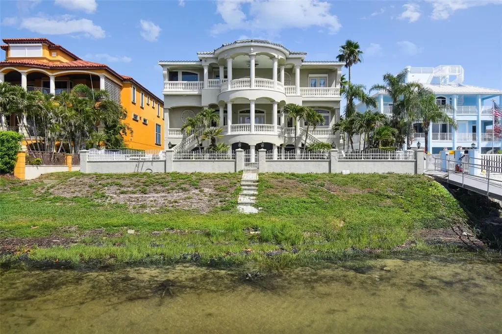 4348 Harborpointe Drive Port Richey FL 34668