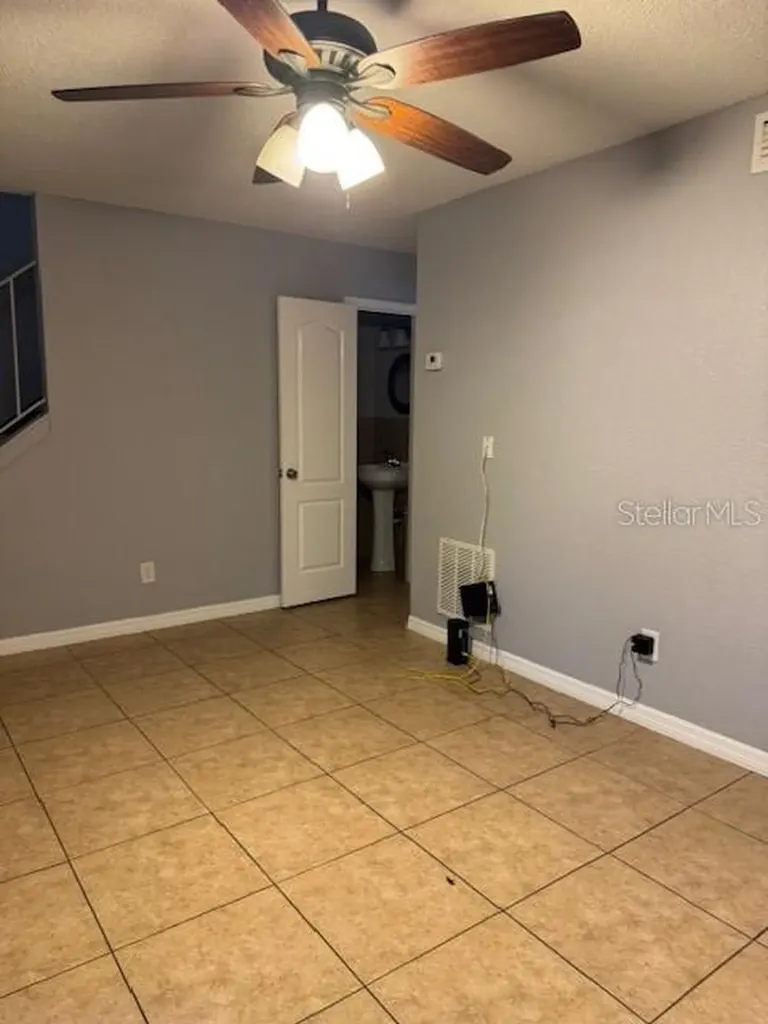 7601 W Deleon Court Tampa FL 33615