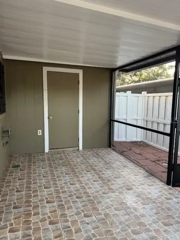 7601 W Deleon Court Tampa FL 33615
