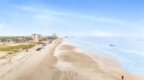 935 S Atlantic Avenue Daytona Beach FL 32118