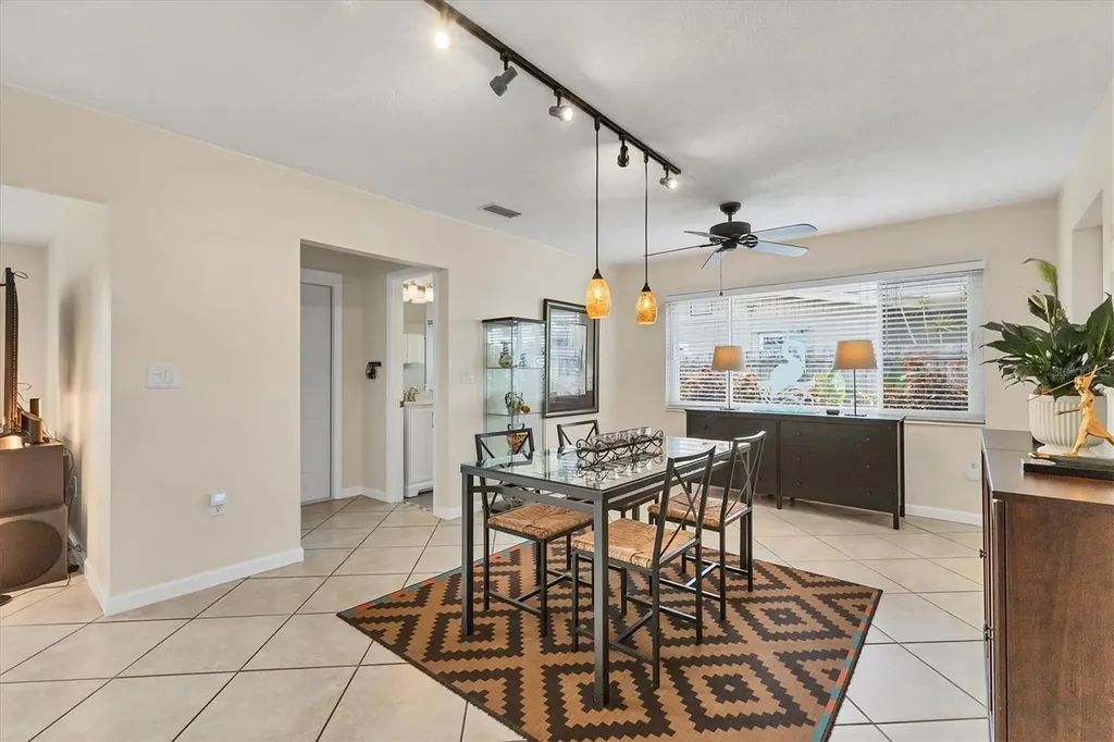2402 33rd Street W Bradenton FL 34205