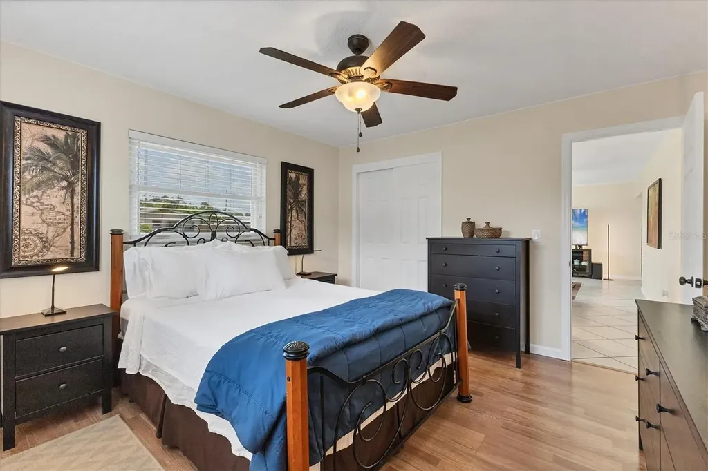 2402 33rd Street W Bradenton FL 34205