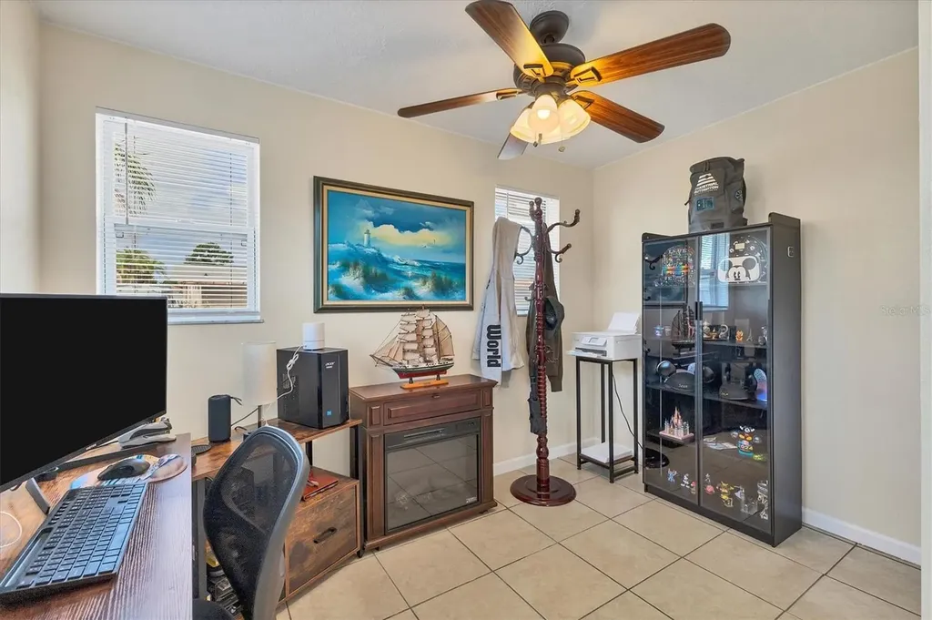 2402 33rd Street W Bradenton FL 34205