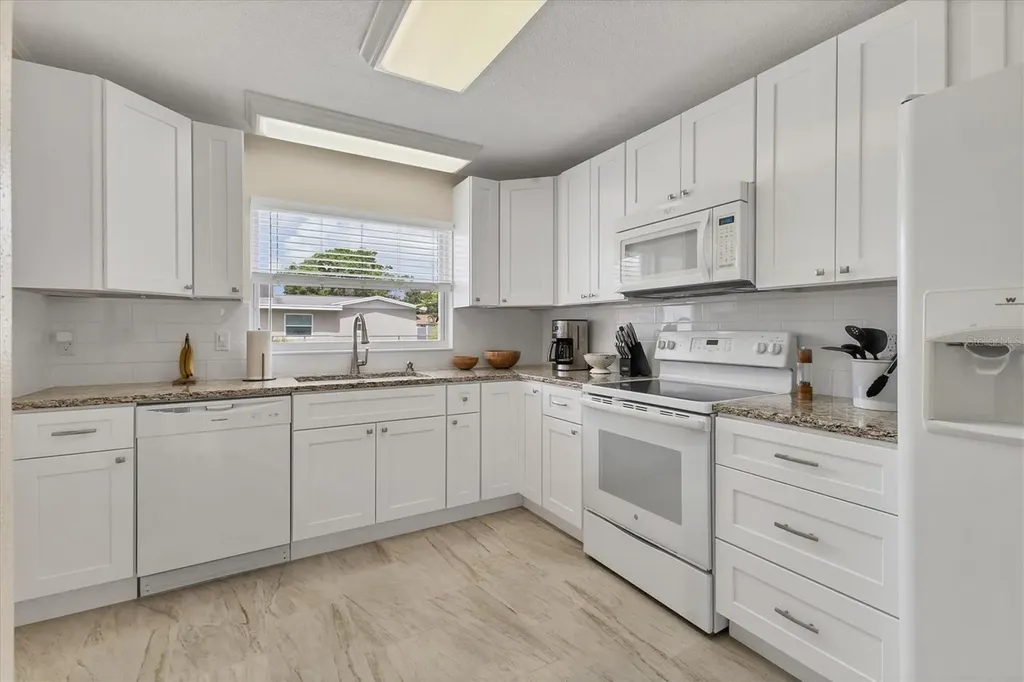 2402 33rd Street W Bradenton FL 34205