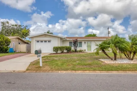 2402 33RD Street W Bradenton FL 34205
